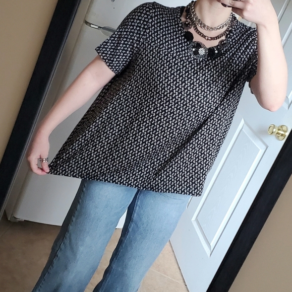 LOFT Black & White Monochrome Graphic Patterned Boxy Business Casual Blouse Top - Picture 7 of 16